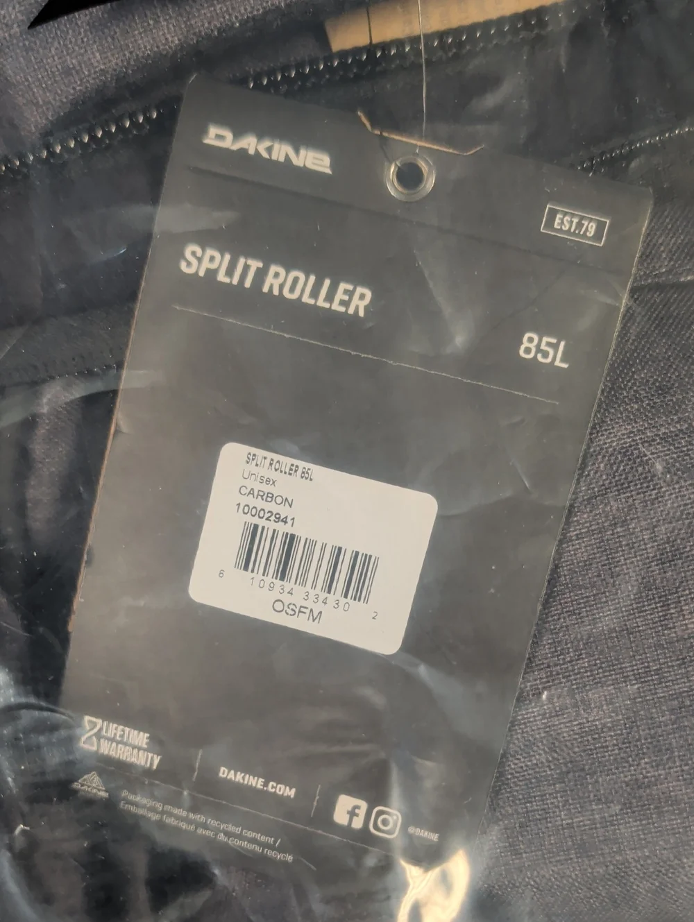 DAKINE 30” Split Roller 85L Rolling Suitcase/Duffel/Bag Carbon NEW $255